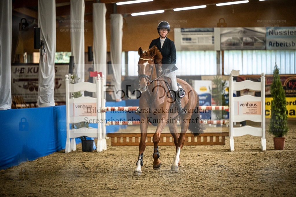 DOS_B1366 | Entdecke hochwertige Reitturnierfotos von Foto Oger. Professionell, emotional und authentisch – jetzt Lieblingsmomente im Shop bestellen. - Realisiert mit Pictrs.com