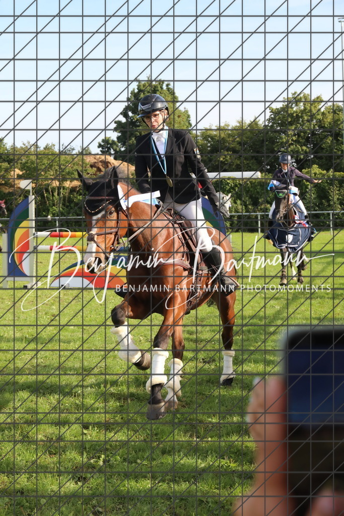 AZ2A3030 | Benjamin Bartmann Photomoments