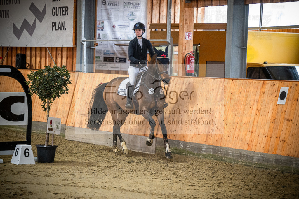 DOS_1008 | Entdecke hochwertige Reitturnierfotos von Foto Oger. Professionell, emotional und authentisch – jetzt Lieblingsmomente im Shop bestellen.Deutschlandweite Turnierfotografie. - Realisiert mit Pictrs.com