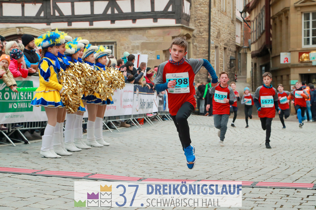 Stadtwerke Jugendlauf 1700m | 3 Koenigslauf 2023 - Realisiert mit Pictrs.com