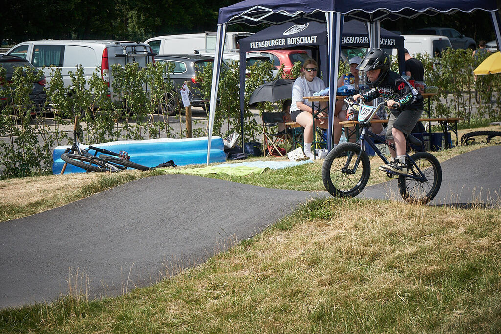 202506251-03 PM25 17@sebastiankopp | German Pumptrack Series - Realisiert mit Pictrs.com