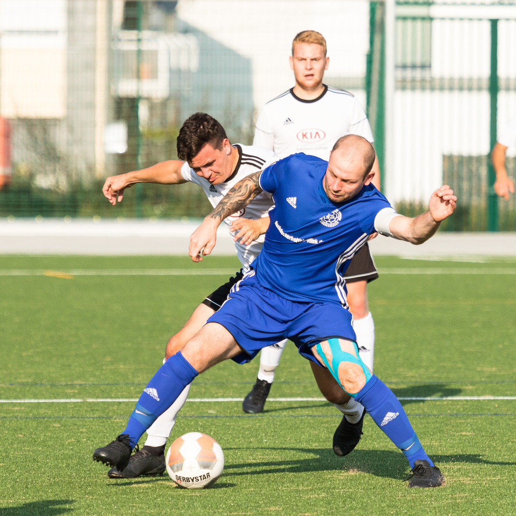 SG Morshausen - TSV Emmelshausen II | Sportfotografie Hermann-Josef Stoffel - Realisiert mit Pictrs.com