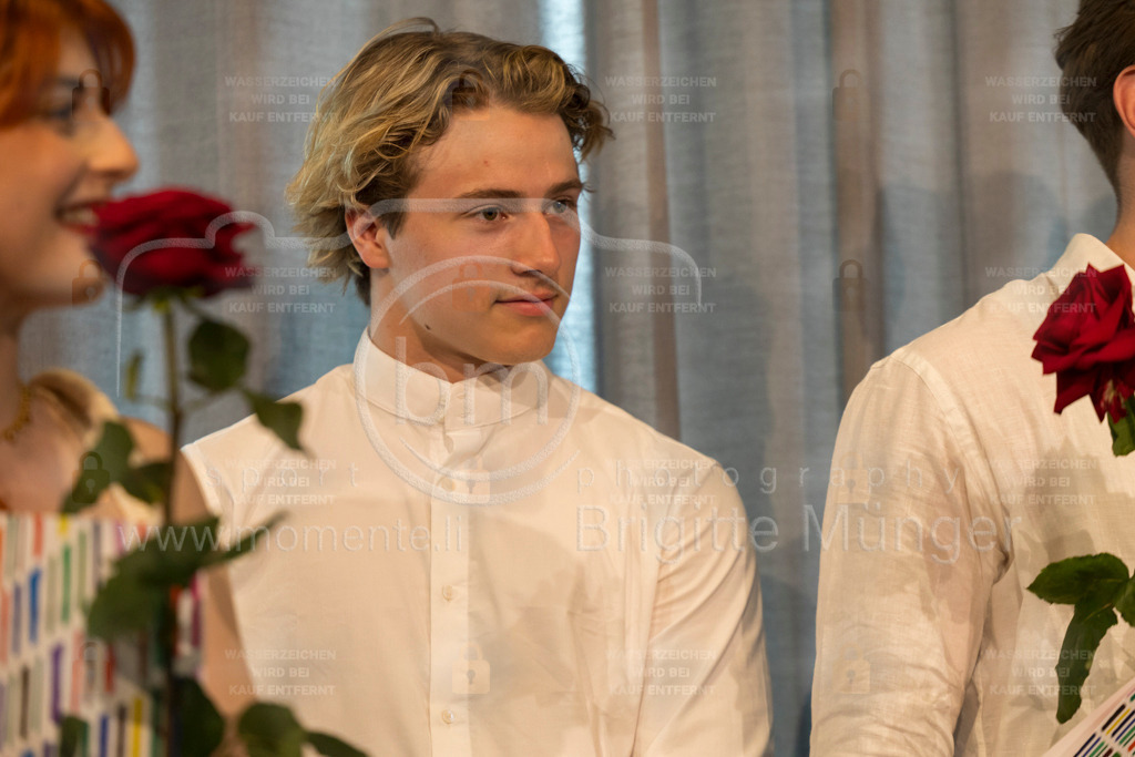 FeusiDiplomfeier_R6II3073 | Brigitte Münger / bmsportphotography - Realisiert mit Pictrs.com