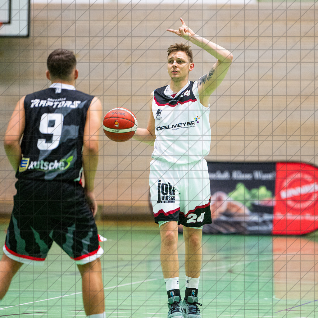 2. RL West | 19.10.2024 | BBC OS vs. Bad Essen | 2. RL West | 19.10.2024 | BBC OS vs. Bad Essen - - - - - CREDIT, www.bullenfotos.de, Martin König, Hörner Weg 40, D-49078 Osnabrück, +4917663732967, Nutzung und Weitergabe nur zu den vereinbarten Zwecken. Presseanfragen an Ersteller. Alle Rechte beim Ersteller. - - - - - - Realisiert mit Pictrs.com