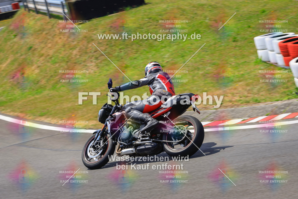 _DSK2675 | Hier findet Ihr Bilder von Touristenfahrten auf der Nürburgring Nordschleife oder von anderen Veranstaltungen die ich besucht habe. Viel Spass beim Durch Schauen 