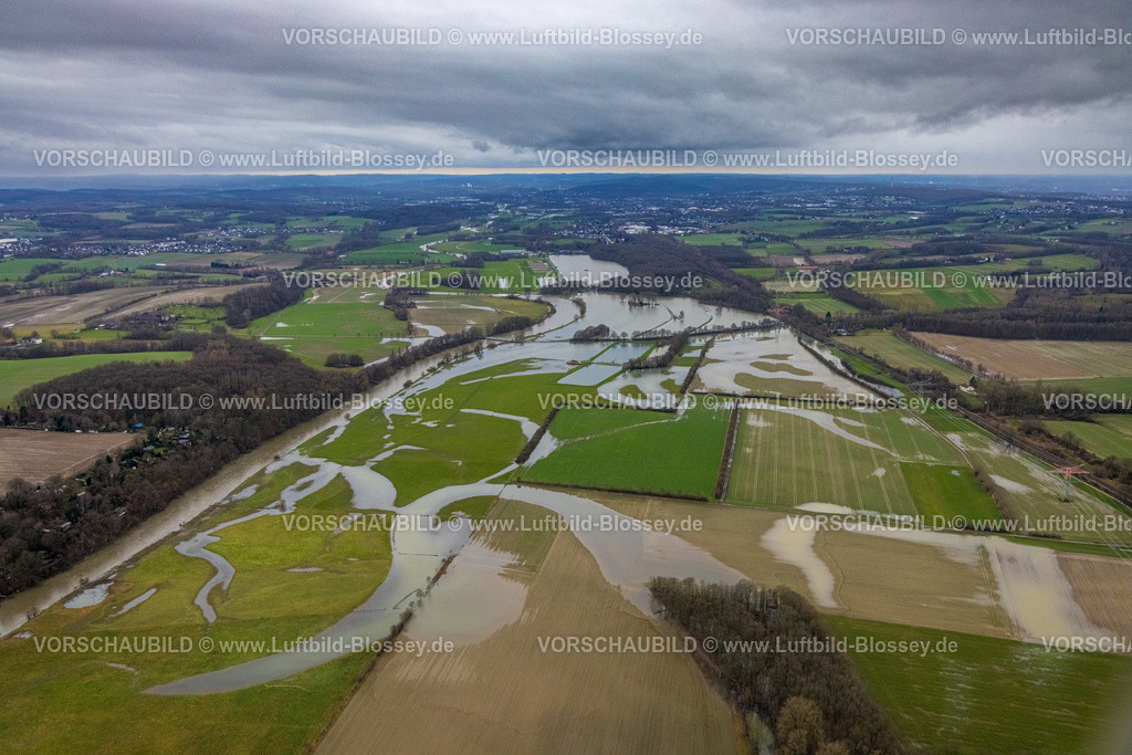 Holzwickede231201381Hengsen | Luftbild, Ruhrhochwasser, Weihnachtshochwasser 2023, Fluss Ruhr tritt nach starken Regenfällen über die Ufer, Überschwemmungsgebiet zwischen Dellwig und Geisecke, hinten der Stausee Hengsen, Dellwig, Fröndenberg, Ruhrgebiet, Nordrhein-Westfalen, Deutschland