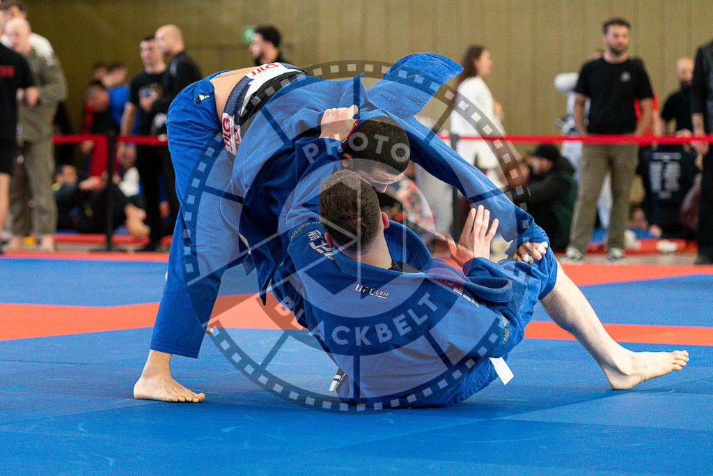 20250510PBB0995 | Athletes compete during the JJLG Berlin Open Jiu-Jitsu Championship on May 10, 2025 in Berlin, Germany. © Chiara Dazi / photoblackbelt