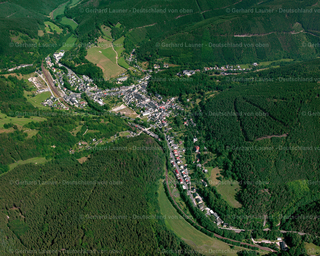 2419335 | Online-Shop für Luftbilder aus Deutschland. Seit über 45 Jahren baut Gerhard Launer das Luftbildarchiv mit unterschiedlichsten Themen stetig weiter aus.