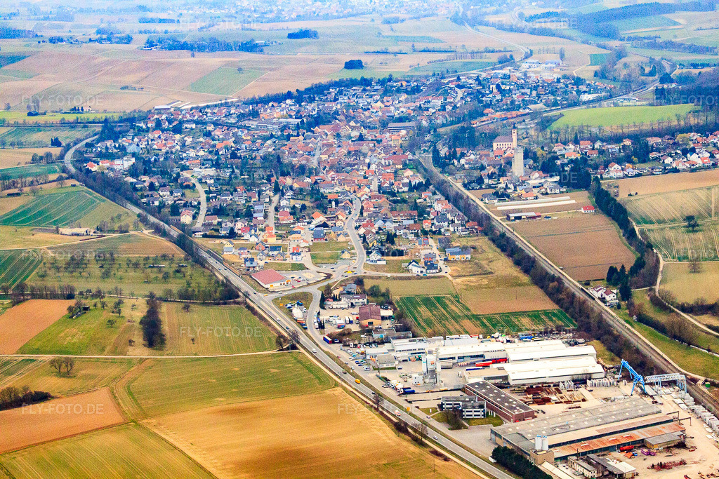 Luftbild: Ortschaftsansicht im Kraichgau am Saalbach von Süden in Gondelsheim im Bundesland Baden-Württemberg in Deutschland. Foto: IMG_38291.jpg vom 12.03.2011 durch Werner Riehm/FLY-FOTO.de