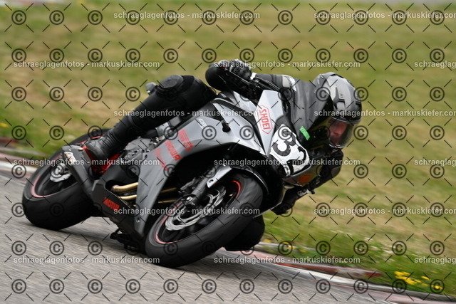 25bt02-1151 | markuskiefer.com - Realisiert mit Pictrs.com