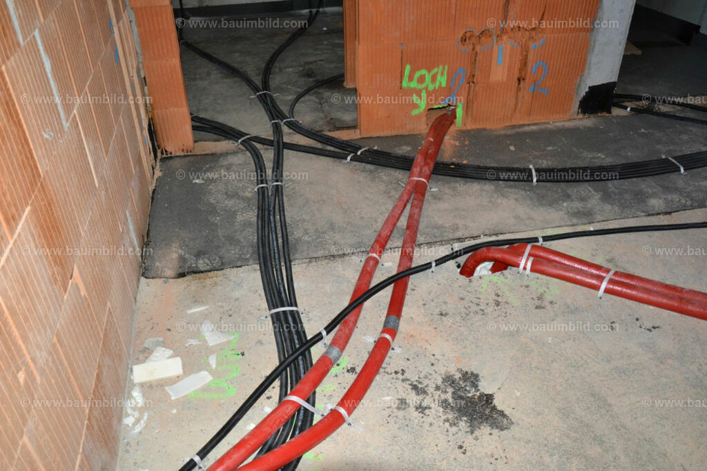 bib-lg15-sanitaer-0055 | Nach LV-Leistungsgruppen sortierte Detailfotos über den Bau eines Hauses. Alle Hausbau-Bilder direkt vom Urheber und Autor der Website Haus-Selber-Bauen.com