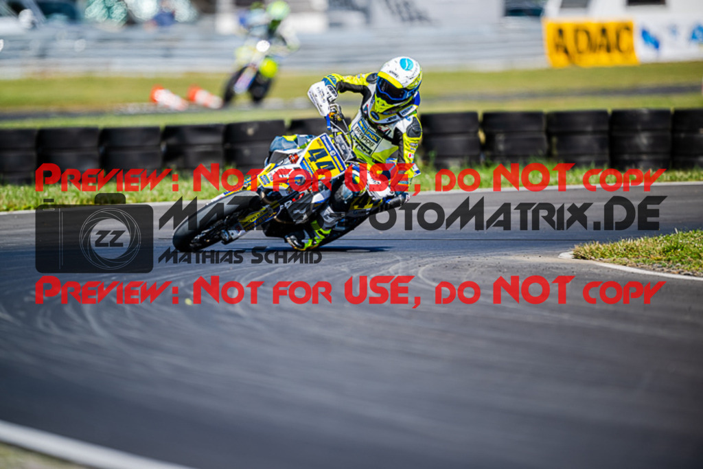 MaZZes_FotoMatrix_220702_685 | S1