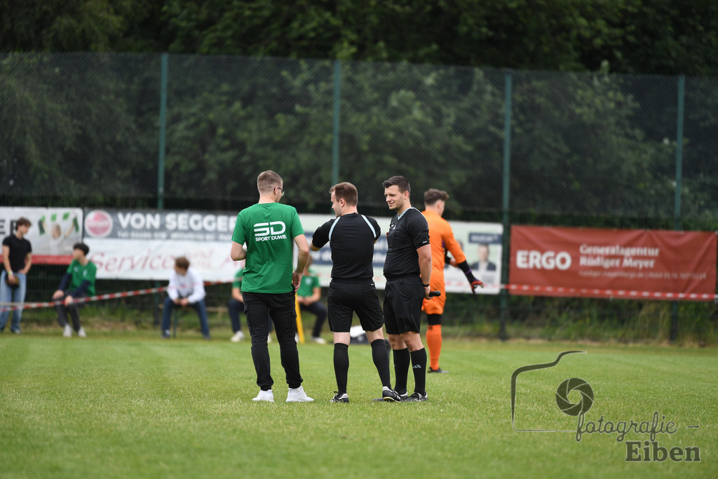 Sport-Duwe Cup | Sport-Duwe Cup Oldenburg; TuS Eversten (mint)-VFL Oldenburg (rot) am 05.07.2025 in Oldenburg (Sportanlage TuS Eversten), Photo: Philip Eiben 2025 - Realisiert mit Pictrs.com