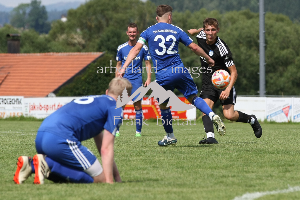 993T2044 | Medien- Sport- Entertainmentfotos