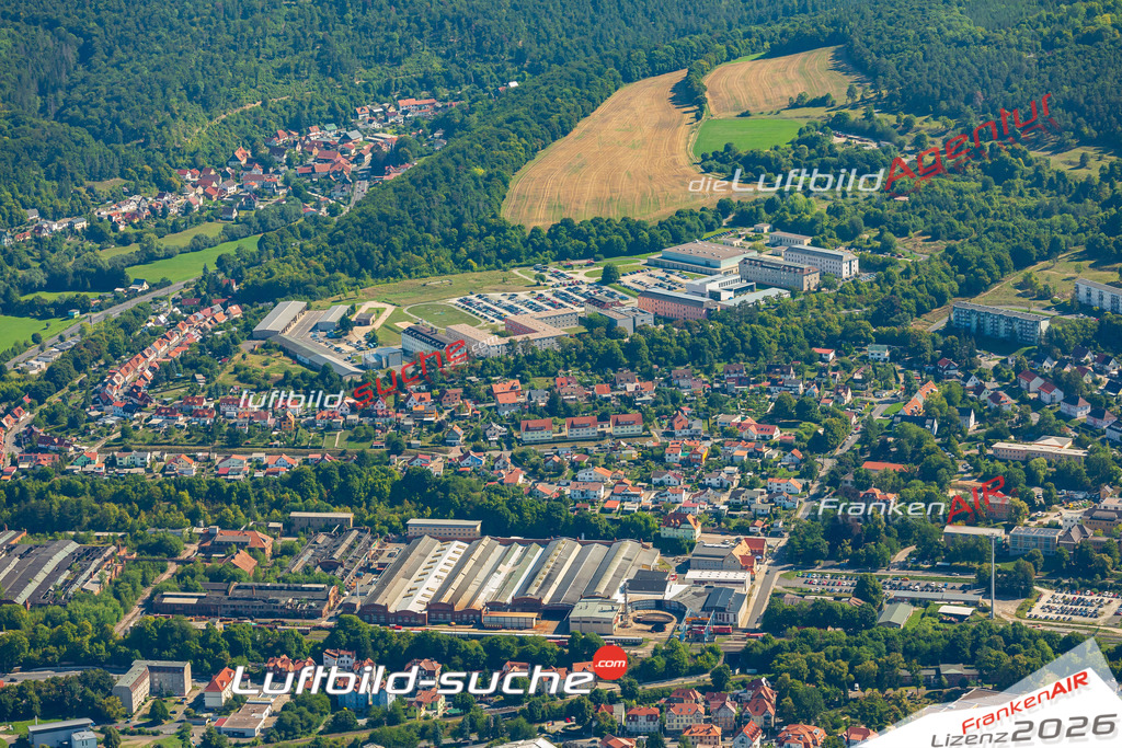Übersichts Bild Meiningen - Die Luftaufnahme wurde 2025 vom UL-Flugzeug heraus erstellt ( keine Drohnenaufnahme ) - Hochauflösende Luftaufnahme - für Wandbilder und großformatige Ausdrucke geeignet. Das besondere Geschenk!Hier alle&nbsp;Infos zur Lizenzierung der LuftaufnahmeWir fliegen auch dieses Jahr wieder in Ihre Region um Luftbilder zu erstellen.- Luftbild anfragen