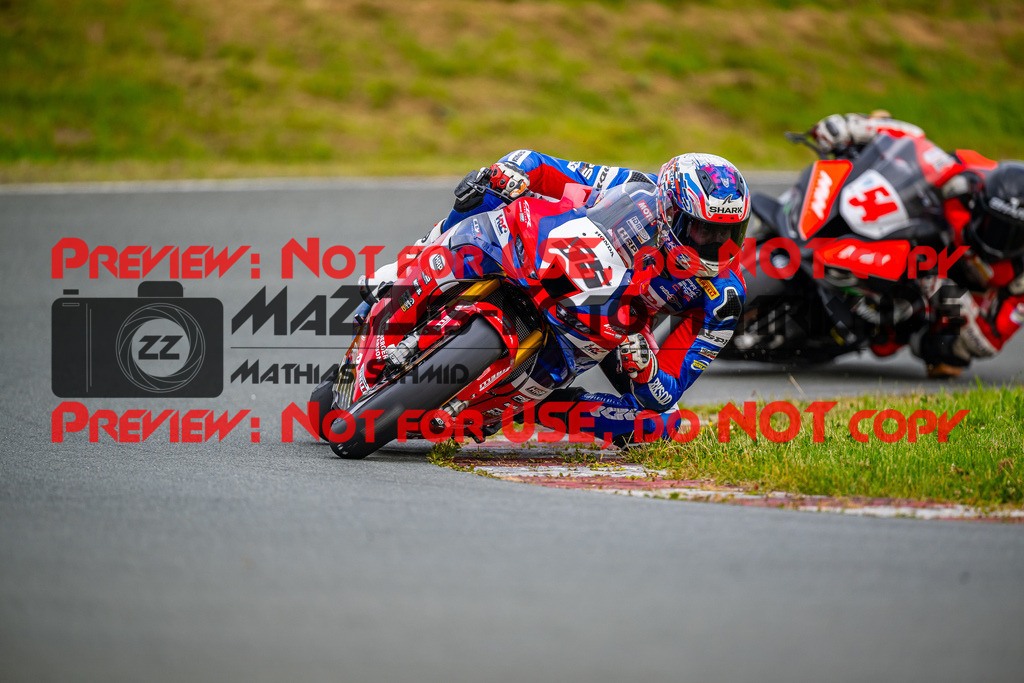 MaZZes_FotoMatrix_240726_6007705_8354 | STK