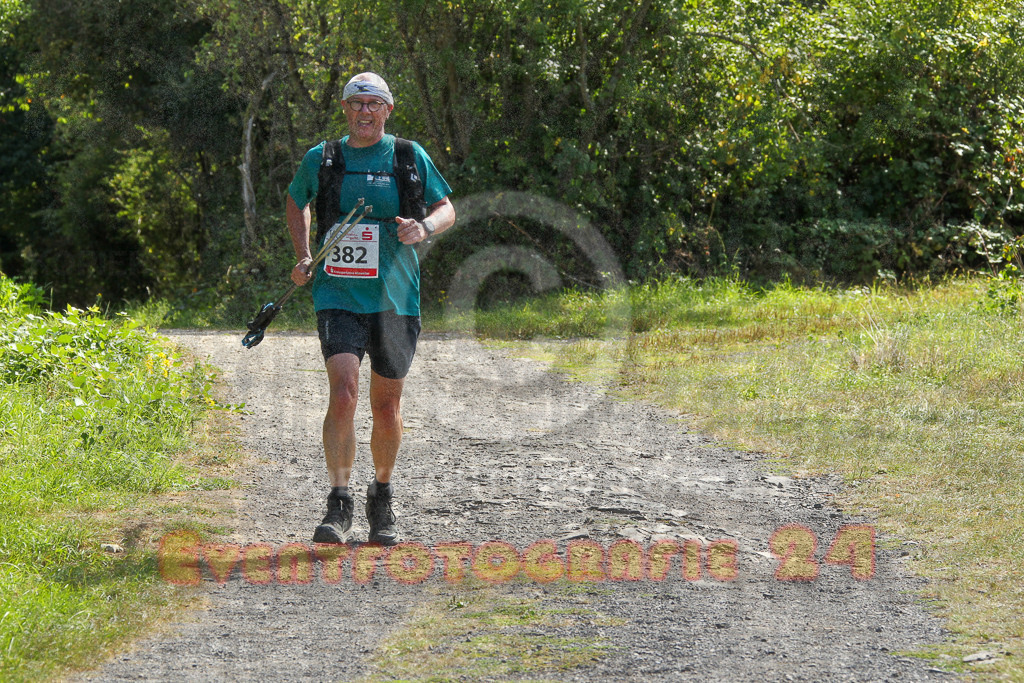 250830_1216_EV4_3944 | Sportfotografie im Rhein-Sieg Kreis, Köln, Bonn, NRW, Rheinland Pfalz, Hessen, etc. Unser Tätigkeitsfeld umfasst den Laufsport vom Volkslauf über den Marathon, Duathlon, Triathon bis zum Ultralauf wie Kölnpfad Ultra oder Schindertrail.