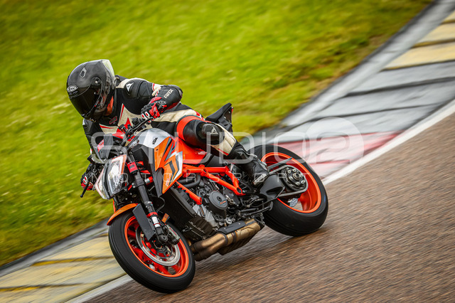0018-260612SR-005_18 | Deine Full-Service-Agentur für ✔️Videoproduktionen und ✔️Motorsportfotografie Jetzt Angebot anfragen!