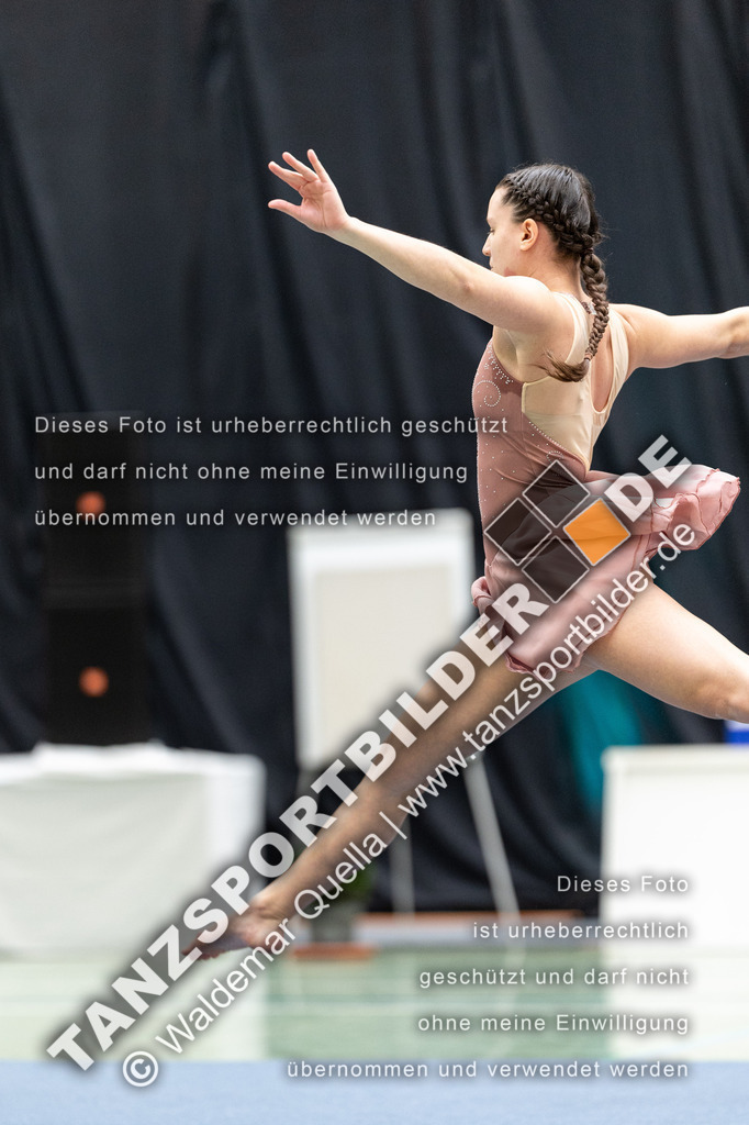 20240323-00259 | Hier finden Sie Tanz Bilder vom Latein und Standard Formationen tanzen. Sportbilder vom Tanzsport. Schöne Fotos und von Weltmeisterschaft, Europameisterschaft, Bundesliga, Regionalliga, Oberliga und Landesliga sowie von GOC Stuttgart, DanceComp, WM Bremen