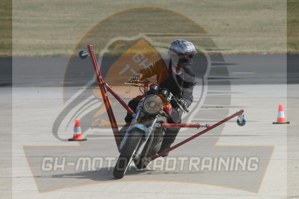 IMG_3411 | gh-motorradtraining-foto.de - Realisiert mit Pictrs.com