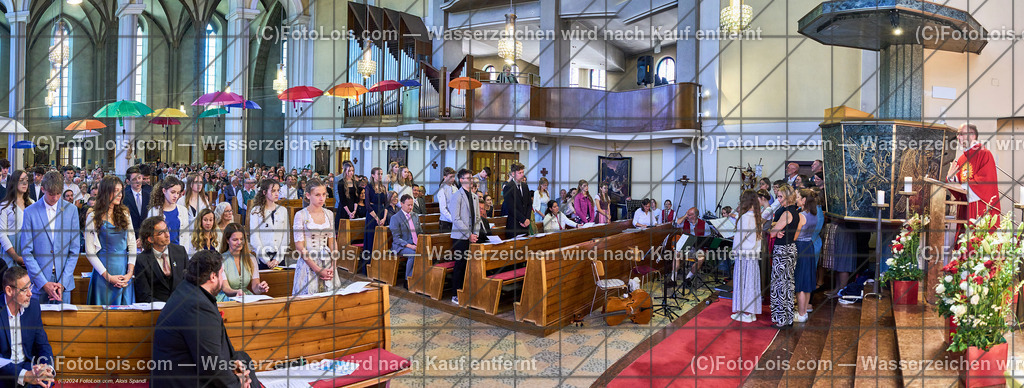 ALP0731-32_PfarrFirmung Wieselburg_Geloebnis_Pano-II_2000 | (C)FotoLois.com, Alois Spandl, Firmung in der Pfarrkirche Wieselburg mit Generalvikar Dr. Christoph Weiss, Dechant Pfarrer Daniel Kostrzycki und Monignore Franz Dammerer, Sa 15. Juni 2024.