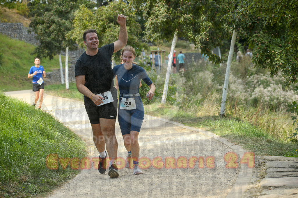 250824_1503_EX1_8397 | Sportfotografie im Rhein-Sieg Kreis, Köln, Bonn, NRW, Rheinland Pfalz, Hessen, etc. Unser Tätigkeitsfeld umfasst den Laufsport vom Volkslauf über den Marathon, Duathlon, Triathon bis zum Ultralauf wie Kölnpfad Ultra oder Schindertrail.