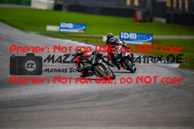 MaZZes_FotoMatrix_220925_8624 | IDM1000