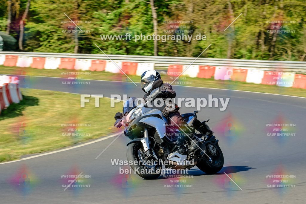 _OTO1364 | Hier findet Ihr Bilder von Touristenfahrten auf der Nürburgring Nordschleife oder von anderen Veranstaltungen die ich besucht habe. Viel Spass beim Durch Schauen 