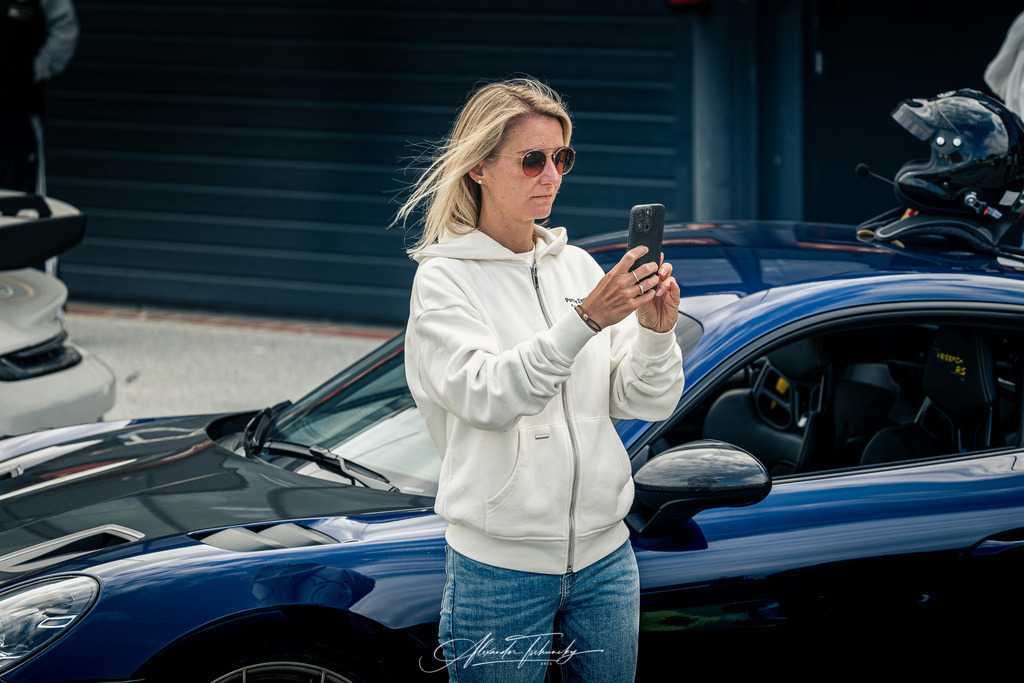 R6AT2731 _Alexander Tschuncky | Entdecken Sie die faszinierende Welt von Alexander Tschuncky Arts: Kreative Fotografie, atemberaubende Automobilkunst und hochwertiger Bilderdruck. Lassen Sie sich inspirieren! - Realisiert mit Pictrs.com