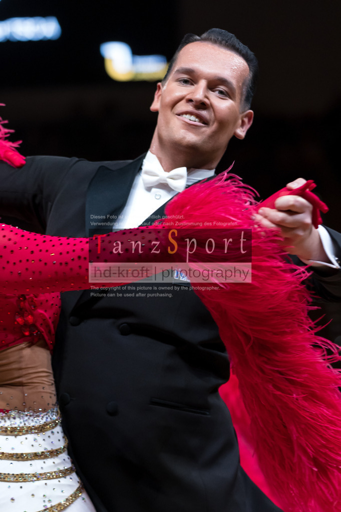 20241109_DM-Formationen_6824 | Tanzsportbilder, Standardtanz, Lateintanz, WDSF, DTV, LTVB, dancecomp, goc, hessen tanzt, blaues band der spree, walzer, tango, wiener walzer, slowfox, quickstepp, samba, rumba, cha-cha-cha, paso doble. jive, hd-kroft photography, turniertanzsport