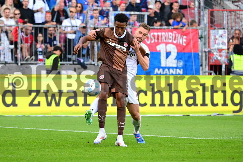 KBS Picture_FCStPauli-Heidenheim_063 | v.v. Guilavogui Morgan (St.Pauli) , Mainka Patrick (1FCHeidenheim) ,Sportplatz :  Millerntor Stadion, - Realisiert mit Pictrs.com