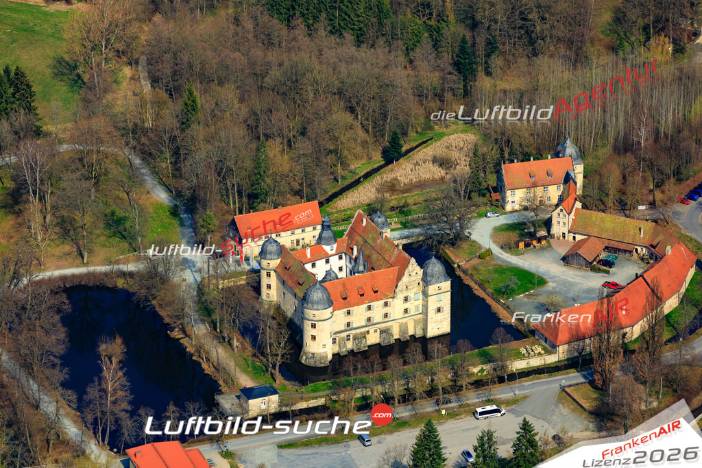 Die Luftbildaufnahme Mitwitz -  wurde 2019 mittels Flugzeug (keine Drohne) erstellt. Perfekte Schärfe und Druck- Ergebnisse- Garantiert!