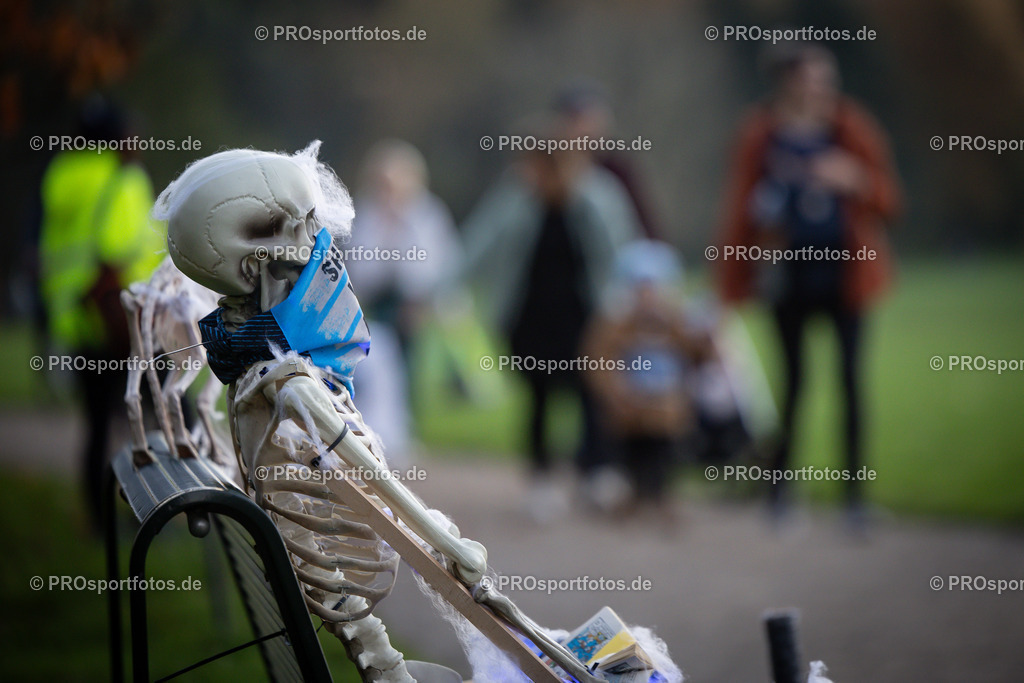 Halloween Run 2024 in Koeln, 31.10.2024 | Impressionen vom Halloween Run 2024 am 31.10.2024 in Koeln (Forstbotanischer Garten Rodenkirchen). Foto: BEAUTIFUL SPORTS/Axel Kohring