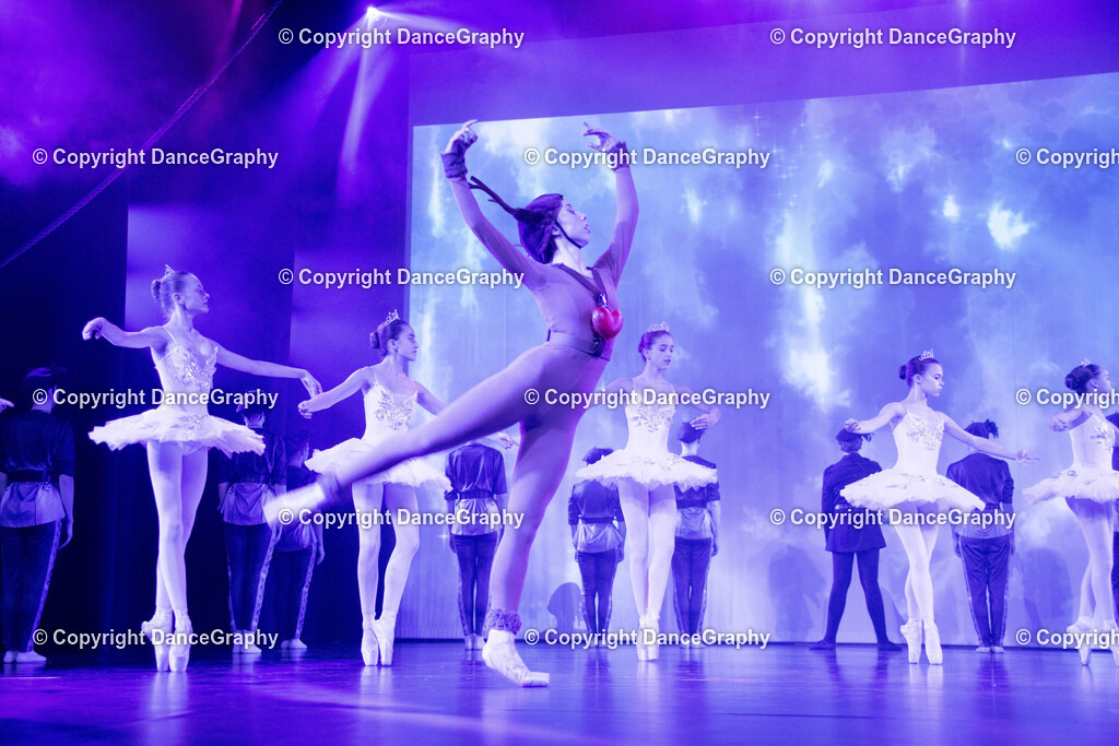 GPHY2795 | DanceGraphy - Realisiert mit Pictrs.com