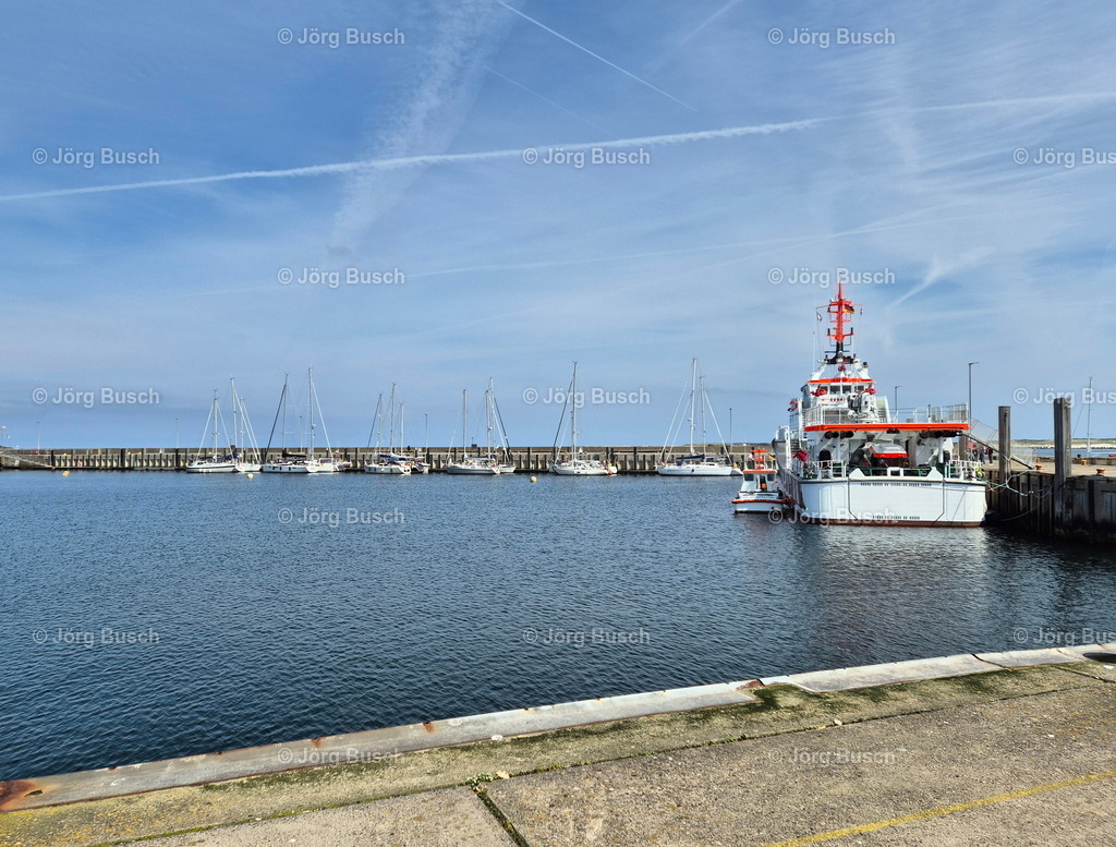 Südhafen Helgoland | Dieser Shop bietet Fotos und Videos aus den Bereichen Fallschirmspringen, Landschaft und Luftbild - Realisiert mit Pictrs.com
