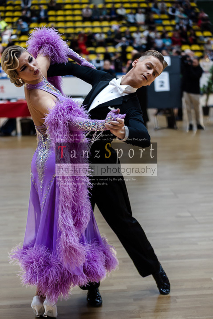 20250517_HessenTanzt_WDSF_IntOpen_Std_0593 | Tanzsportbilder, Standardtanz, Lateintanz, WDSF, DTV, LTVB, dancecomp, goc, hessen tanzt, blaues band der spree, walzer, tango, wiener walzer, slowfox, quickstepp, samba, rumba, cha-cha-cha, paso doble. jive, hd-kroft photography, turniertanzsport
