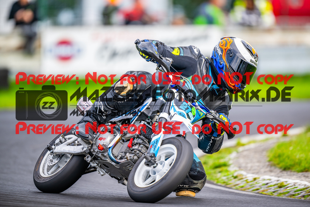 MaZZes_FotoMatrix_230920_8800 | Fotograf Mathias Schmid
Sportfotograf,
Eventfotograf,
Hochzeitsfotograf,
Portraitfotograf