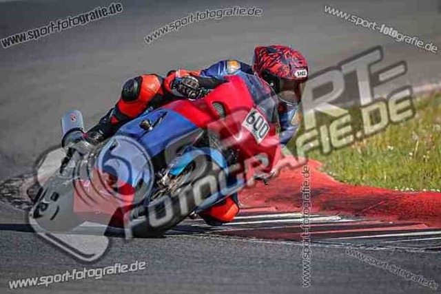 pubi4554 | Professionelle Fotos von Sportveranstaltungen, aber auch Hochzeiten und anderen Events. - Realisiert mit Pictrs.com