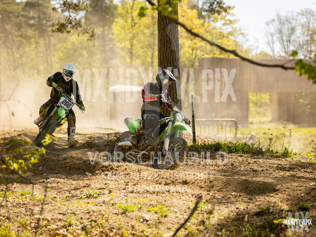 866A4957 | mxndyyvipix