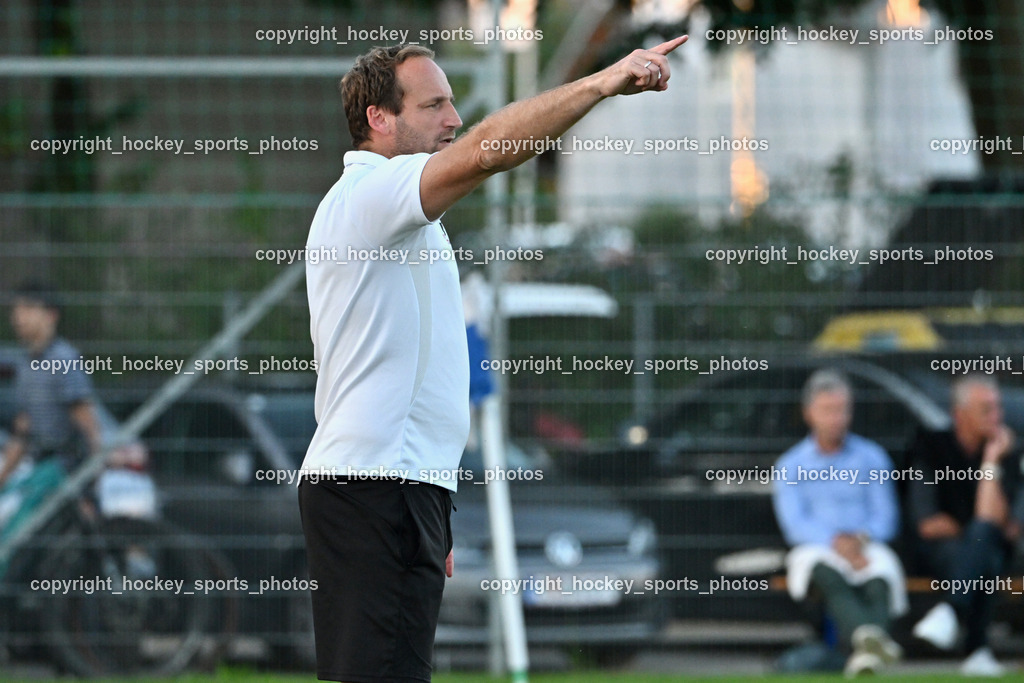 SAK vs. SC St. Veit | Headcoach SC St. Veit Arno Paul Kozelsky, SAK vs. SC St. Veit, SAK vs. SC St. Veit am 19.09.2025 in Klagenfurt (Sportpark Welzenegg), Austria, (Photo by Bernd Stefan)