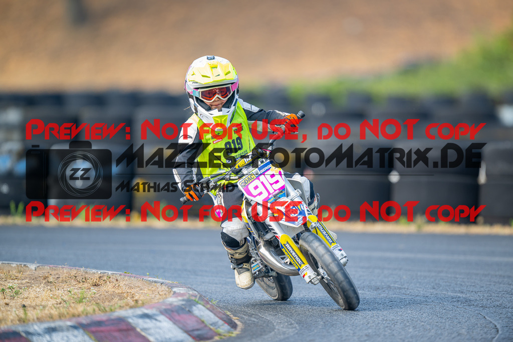 MaZZes-Fotomatrix-20260816-617002 | ROOKIES