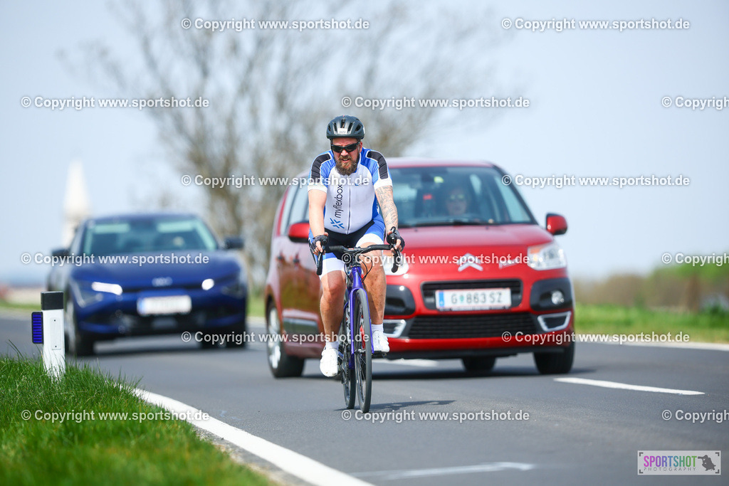 219_TRA57330 | Neusiedlersee Radmarathon 2026@sportshot_your_pictrs #yourpictures#roadtowm2029 #nrm #neusiedlerseeradmarathon #neusiedlersee #neusiedlerseetourismus #burgenland #mörbisch #nrm26 #burgenlandtourismus #voglundco #poweredbyburgenlandtourismus #radsport #rad #marathon #ucigranfondo #visitburgenland #ucigranfondoworldseries