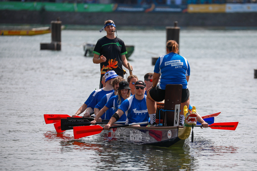 Drachenboot-Regatta_Duisburg140625_20 | Bildergalerie von Sport-Ereignissen aber auch von weiteren spannenden Dingen - nicht nur vom Niederrhein. In Anlehnung an den bekannten Spruch von Hanns Dieter Hüsch heißt das Motto: "Niederrhein ist überall".  - Realisiert mit Pictrs.com
