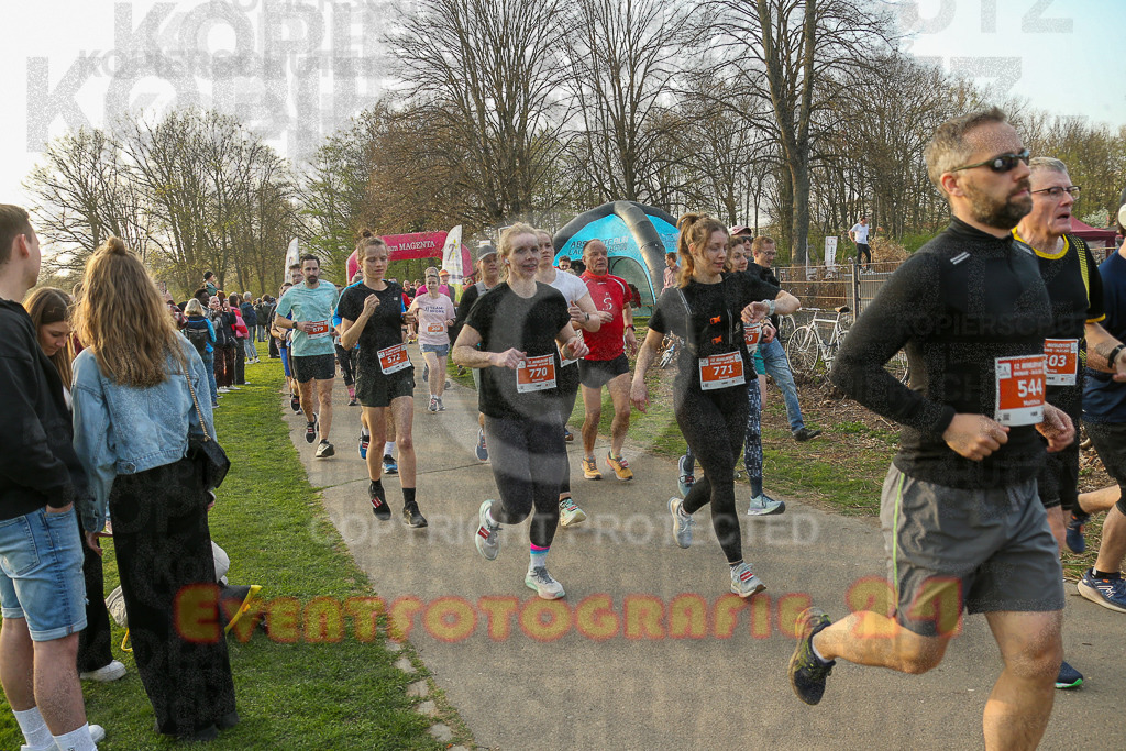 250328_1749_EX1_5780 | Sportfotografie im Rhein-Sieg Kreis, Köln, Bonn, NRW, Rheinland Pfalz, Hessen, etc. Unser Tätigkeitsfeld umfasst den Laufsport vom Volkslauf über den Marathon, Duathlon, Triathon bis zum Ultralauf wie Kölnpfad Ultra oder Schindertrail.