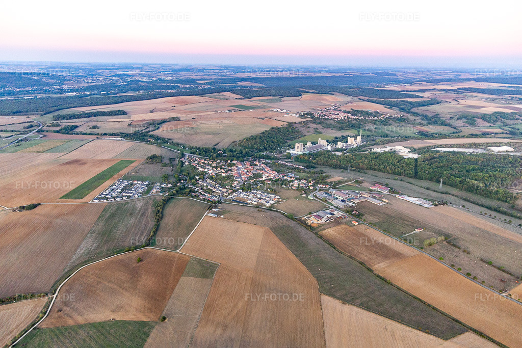 Luftbild: Ortsansicht in Xeuilley im Bundesland Meurthe-et-Moselle in Frankreich. Foto: IMG_117969.jpg vom 14.09.2019 durch Werner Riehm/FLY-FOTO.de