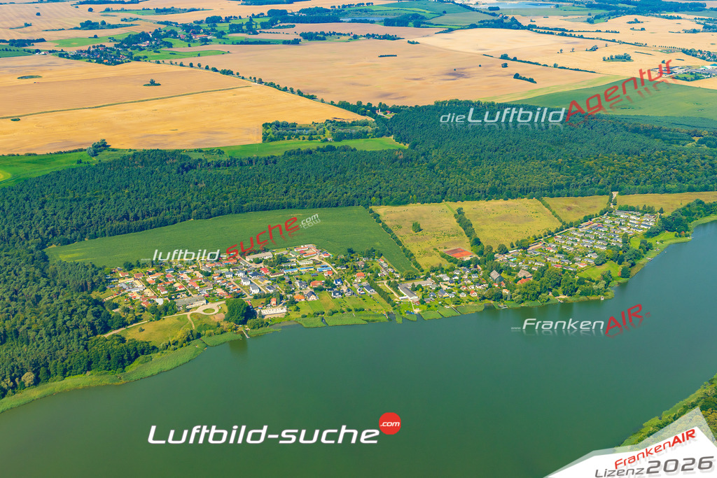 Luftbild Vs Google Maps  Nakenstorf  Zurow -Das Luftbild wurde 2025 vom UL-Flugzeug heraus erstellt ( keine Drohnenluftbilder ) - Hochauflösende Luftaufnahme -Nicht vergleichbar mit Google Maps oder Satelittenbilder- Die Geschenkidee !Mit Lizenz und Bildrechte bestellbar