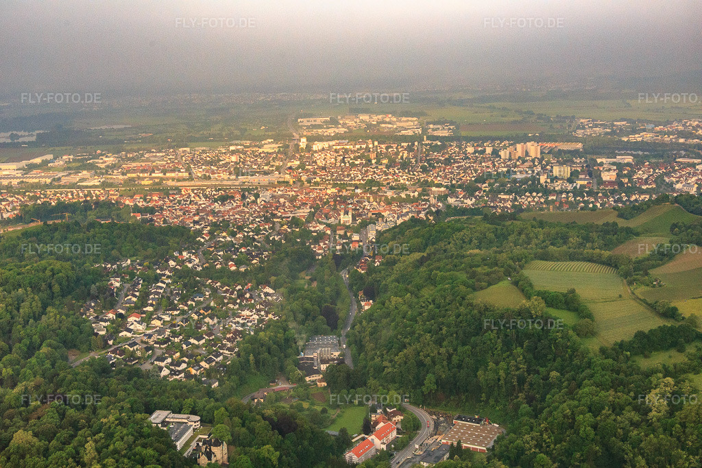 Luftbild: B47 richtung Stadt in Bensheim im Bundesland Hessen in Deutschland. Foto: IMG_089210.jpg vom 25.05.2016 durch Werner Riehm/FLY-FOTO.de