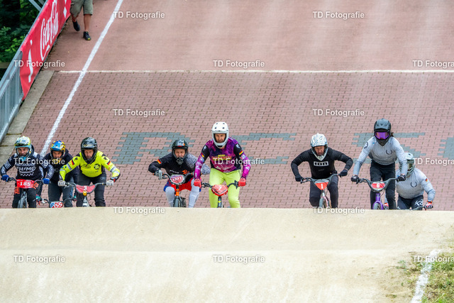 BayBMX2026-05381 | Fotogalerie von Thomas Dettweiler mit Eventbildern und lizenzfreien Fotos. Perfekt als Wandbild, für Büro, Website oder private Nutzung. - Realisiert mit Pictrs.com
