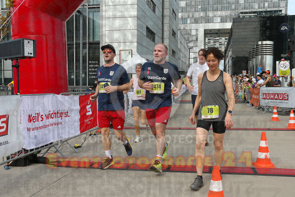 250920_1329_EX1_4938 | Sportfotografie im Rhein-Sieg Kreis, Köln, Bonn, NRW, Rheinland Pfalz, Hessen, etc. Unser Tätigkeitsfeld umfasst den Laufsport vom Volkslauf über den Marathon, Duathlon, Triathon bis zum Ultralauf wie Kölnpfad Ultra oder Schindertrail.