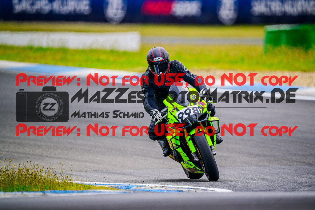 MaZZes_FotoMatrix_240614_6007705_7860 | GELB